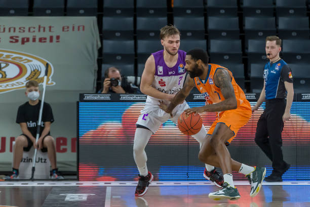 友谊赛出场 友谊赛出场