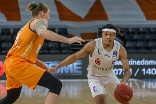 防守组织能 防守组织能