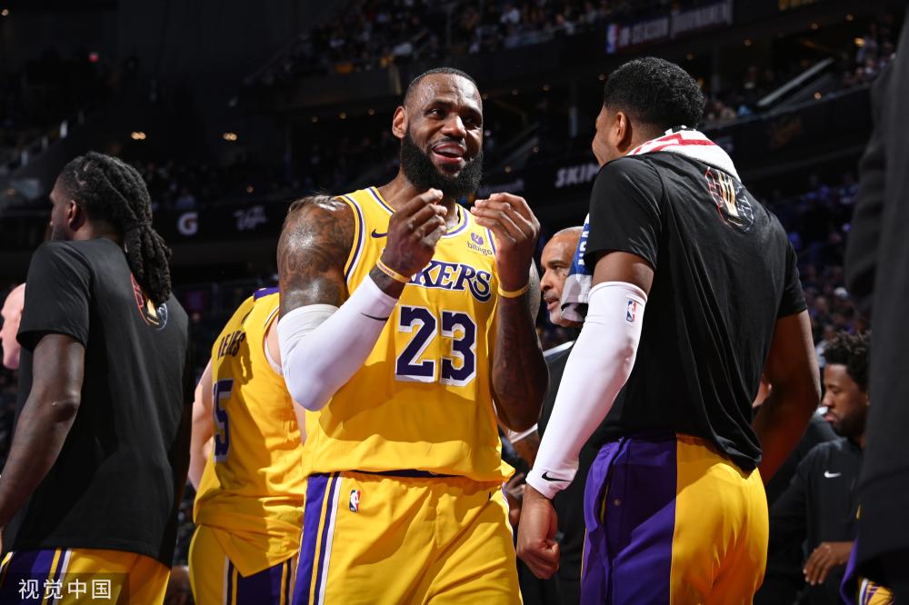 引导路人等 引导路人等